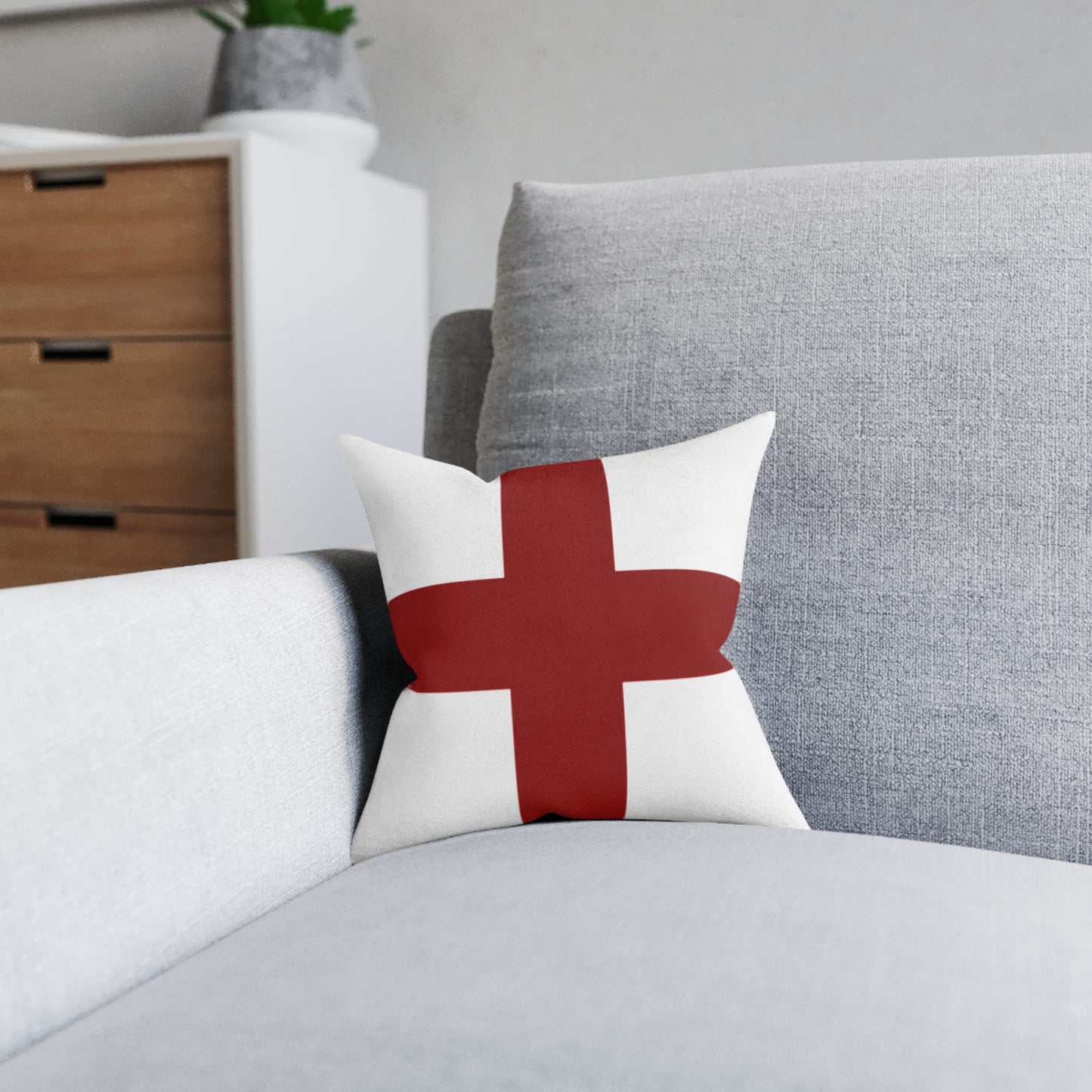 British Pride: Cozy England Flag Pillow